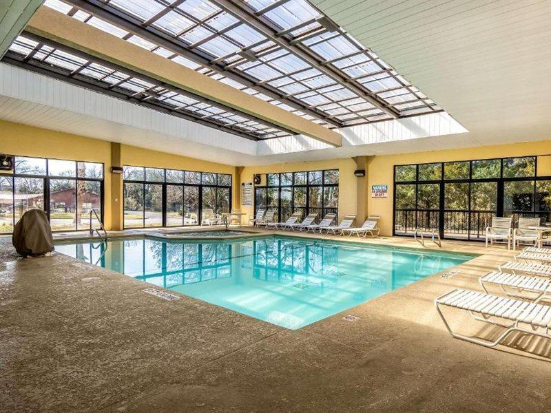 Quality Inn Perry - National Fairgrounds Area Екстериор снимка