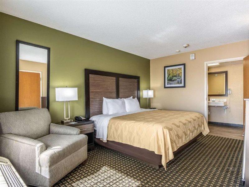 Quality Inn Perry - National Fairgrounds Area Екстериор снимка