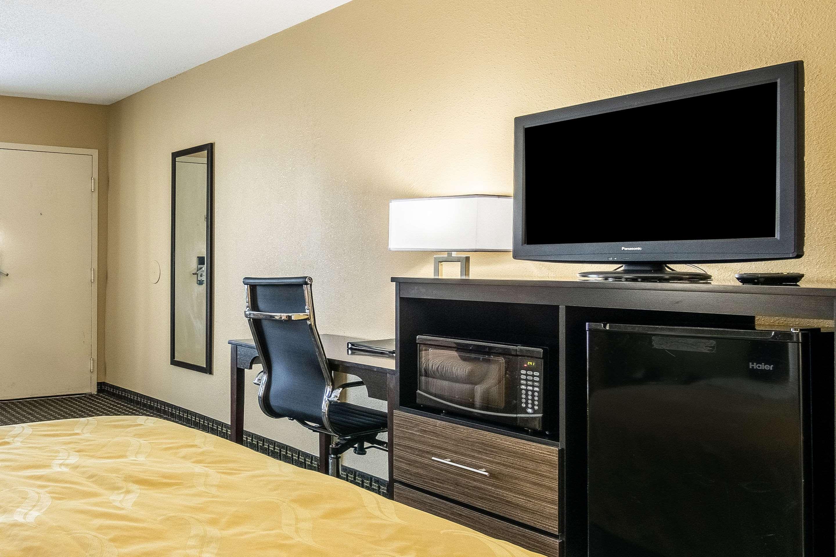 Quality Inn Perry - National Fairgrounds Area Екстериор снимка