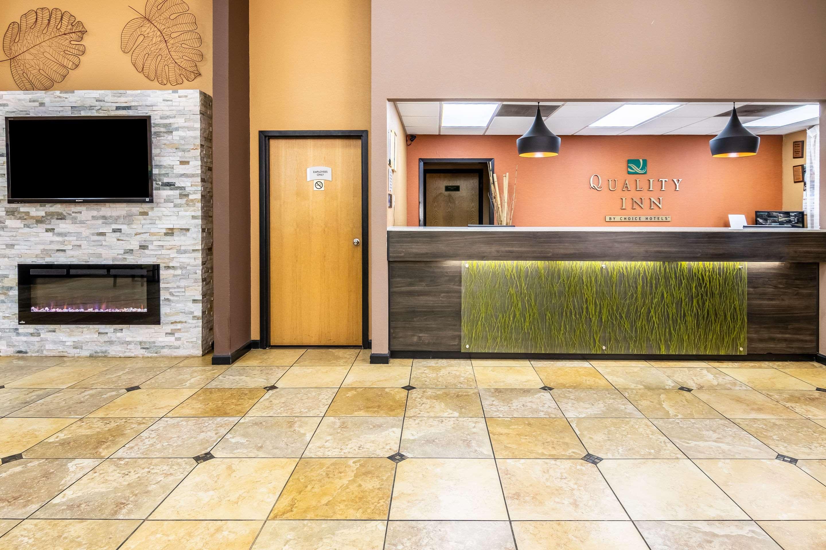 Quality Inn Perry - National Fairgrounds Area Екстериор снимка