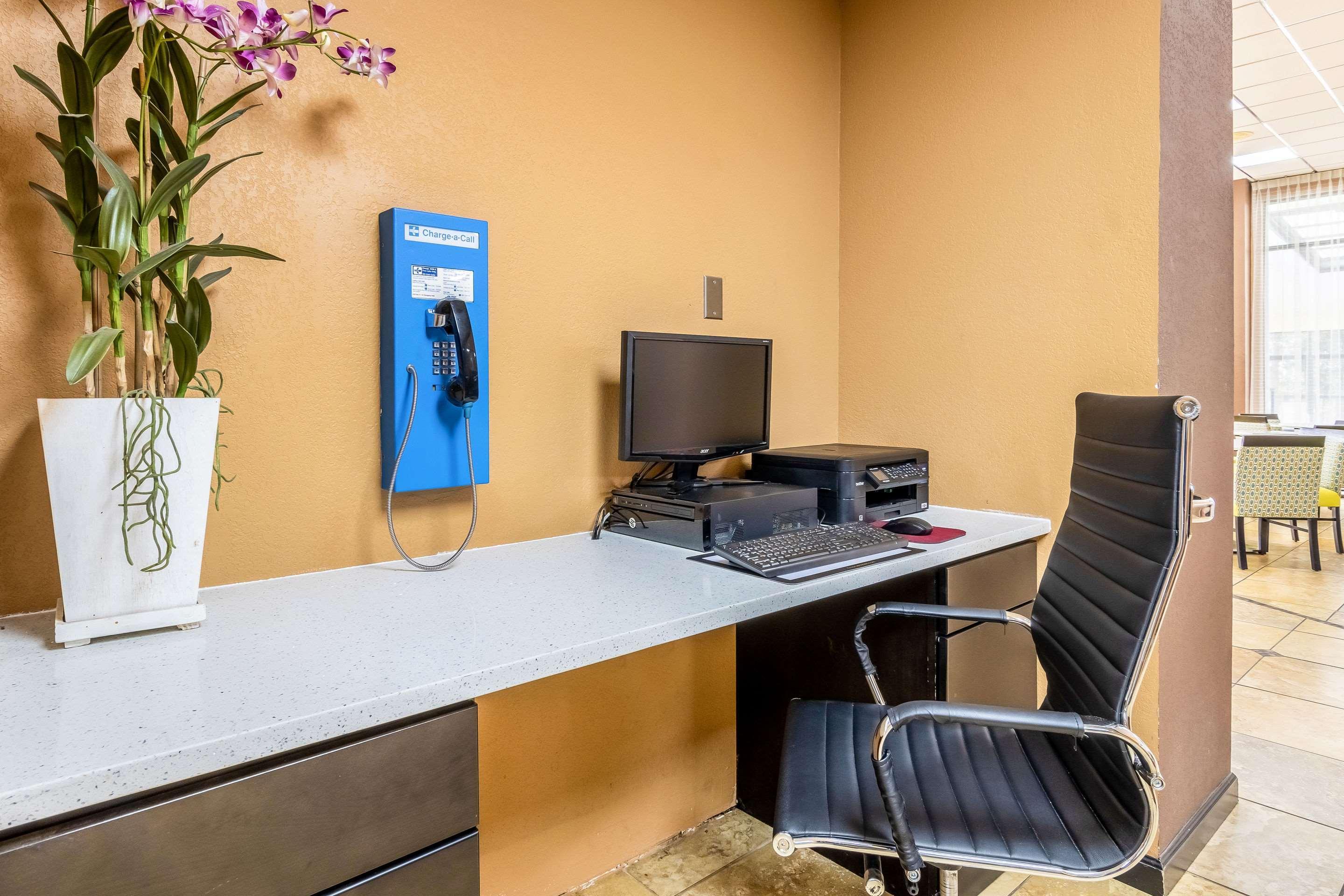 Quality Inn Perry - National Fairgrounds Area Екстериор снимка